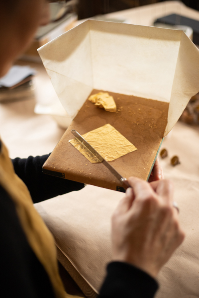 geste4-chaumont-sophie-blanc-doreuse