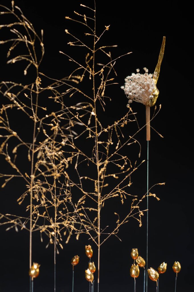 eclosion-poetique-detail-sophie-blanc-doreuse